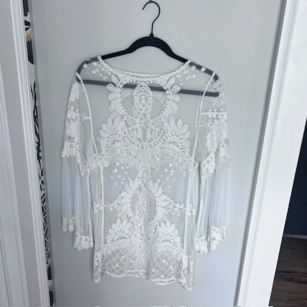 SHEER LACE TOP WITH CREAM EMBROIDERY